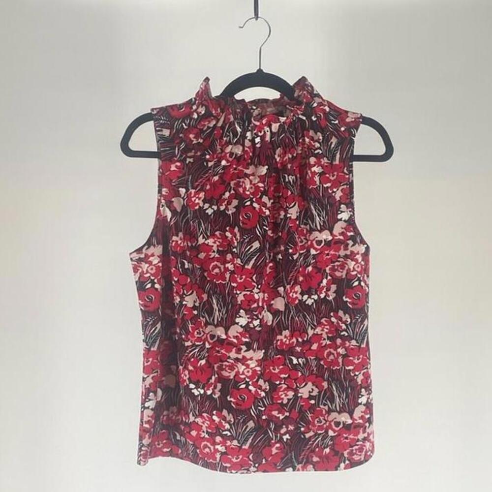 Ann Taylor Factory Floral Print Sleeveless Blouse with Ruffle Neckline